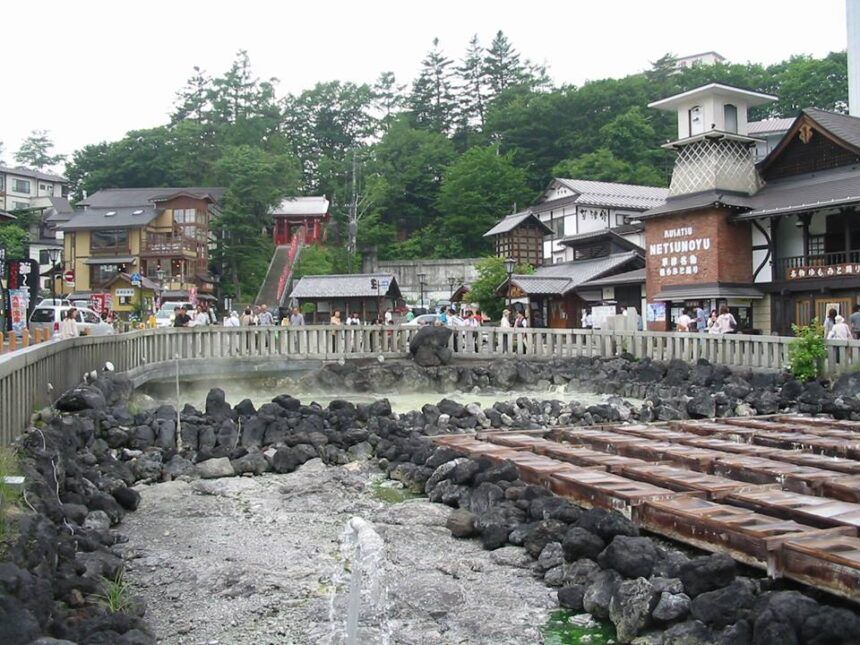 温泉 世界遺産 伝統工芸 酒蔵見学 観光ガイドとともに群馬県の観光地を愉しむ5泊6日モデルプラン ジーアーチ トライデント ツアーズ Prestigeなイタリア フランス スペイン個人旅行専門店 アメリカ カナダ業務渡航